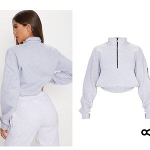 Grey croptop oversized sweatshirt !